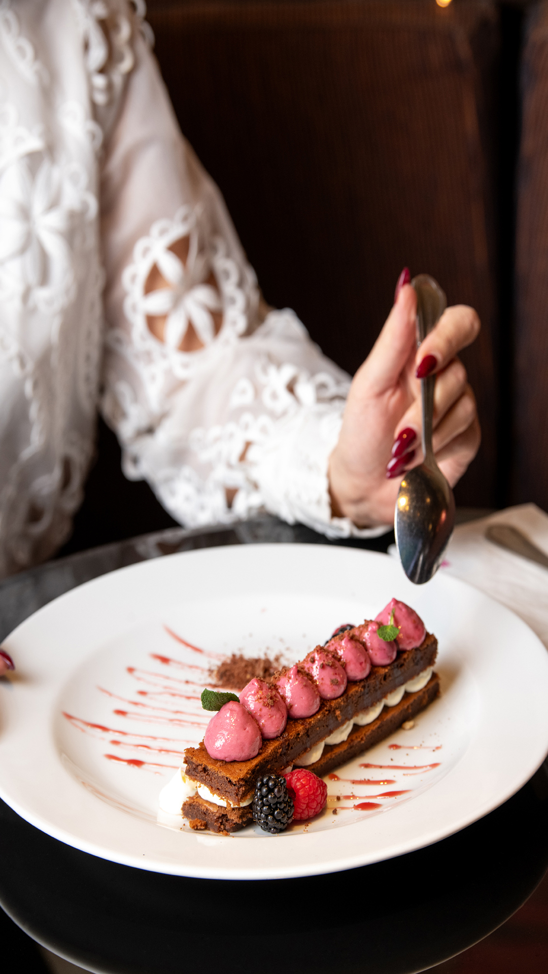 President_Hotel_Athens_Avenue_Lobby_Bar_Restaurant (15)